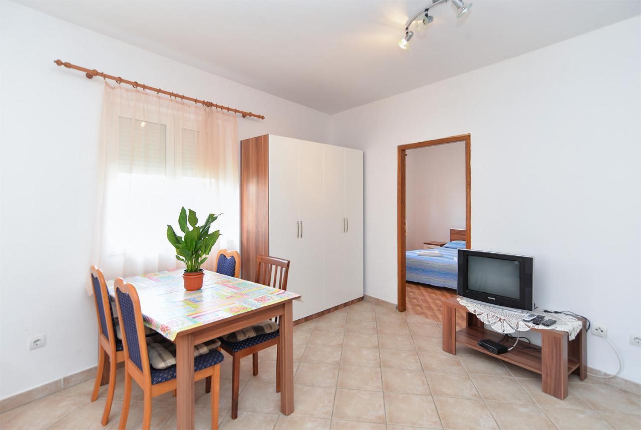 Edin 1359 Apartmán